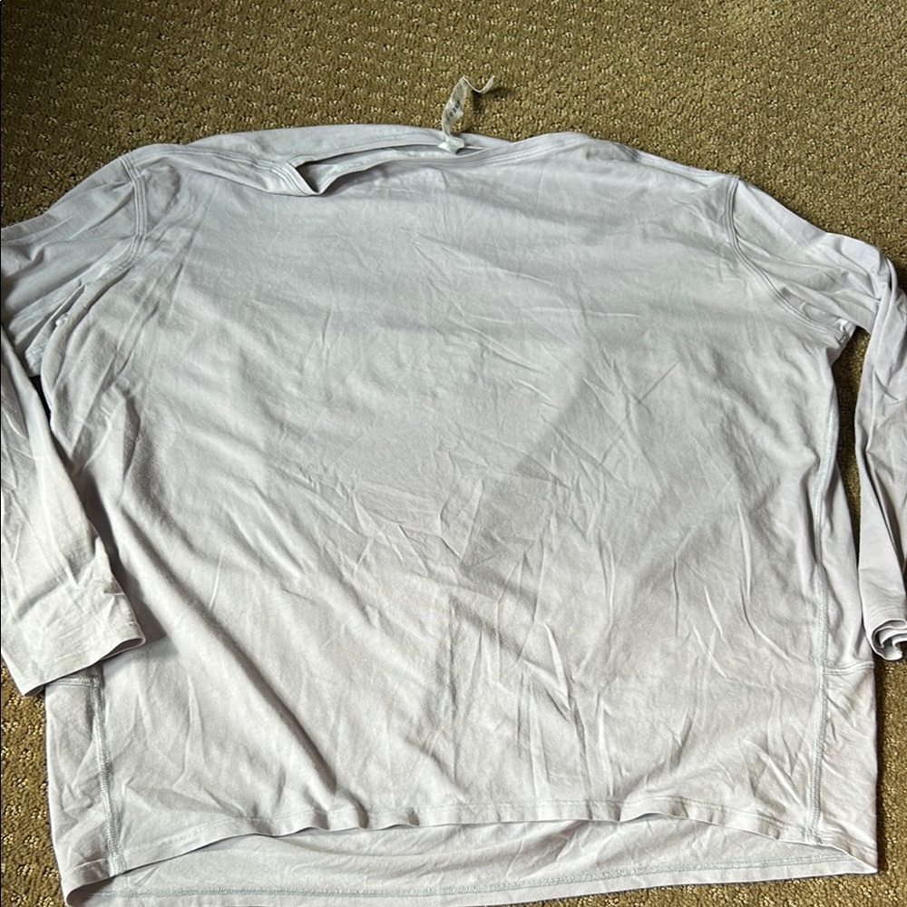 Women’s Classic lavender lululemon shirt